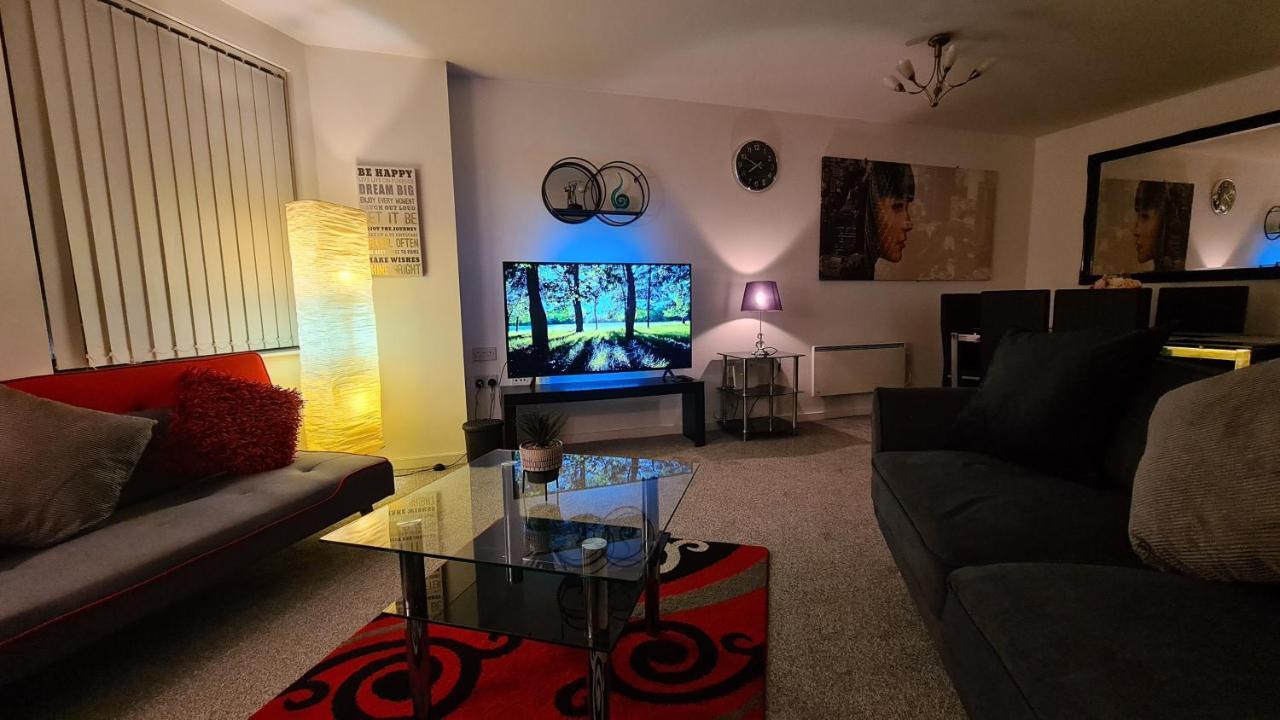 Luxury 2 Bed Apt With Free Wi-Fi & Parking Manchester Extérieur photo
