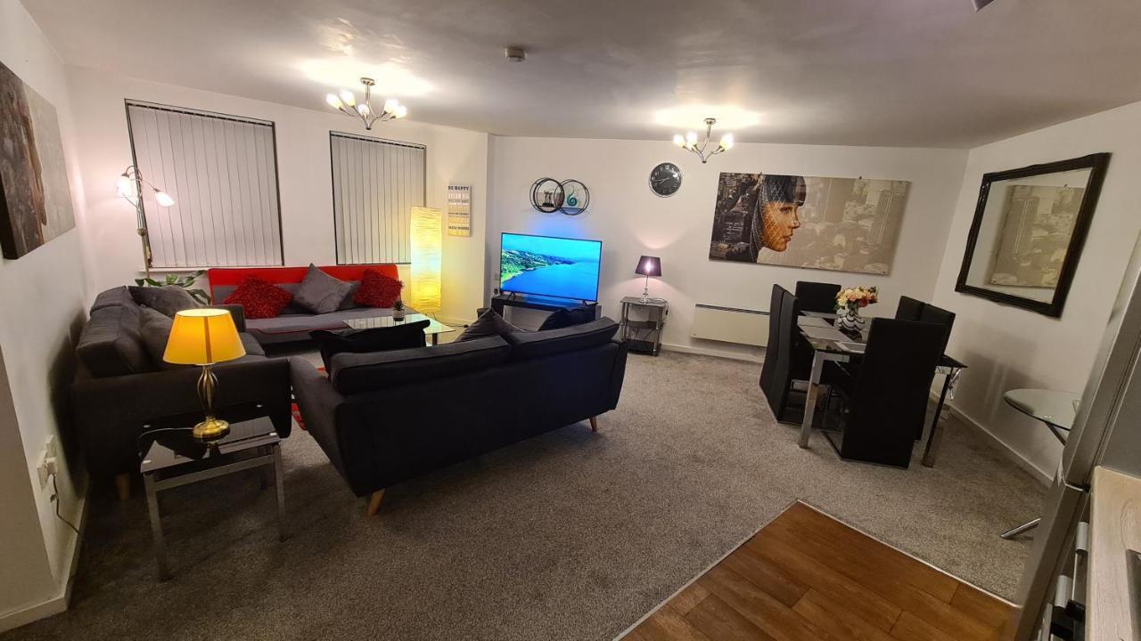 Luxury 2 Bed Apt With Free Wi-Fi & Parking Manchester Extérieur photo