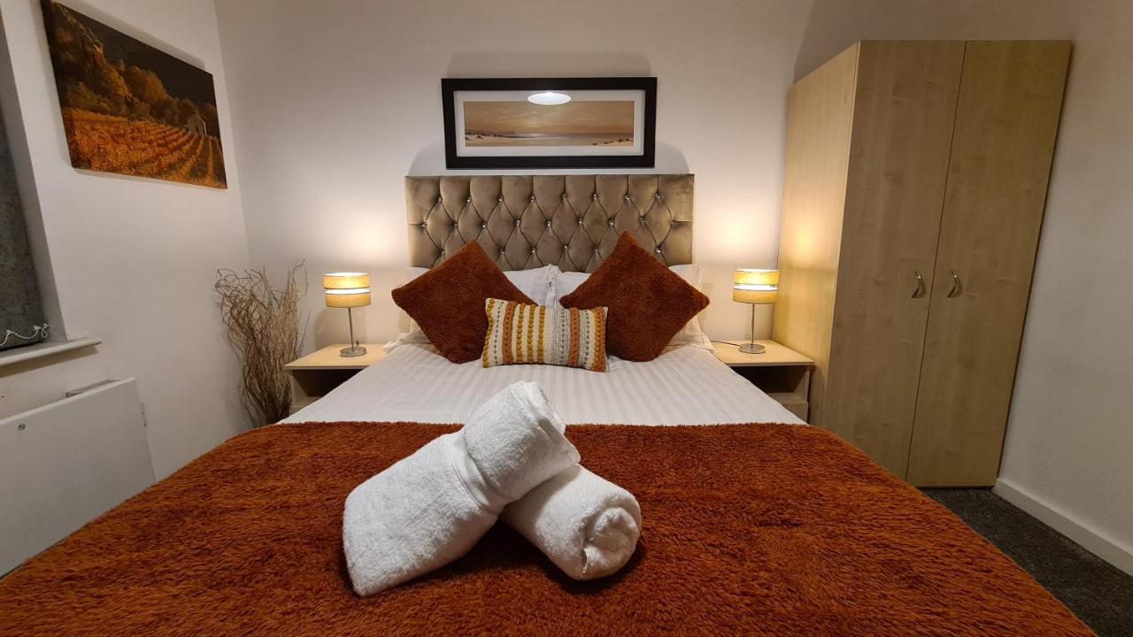 Luxury 2 Bed Apt With Free Wi-Fi & Parking Manchester Extérieur photo