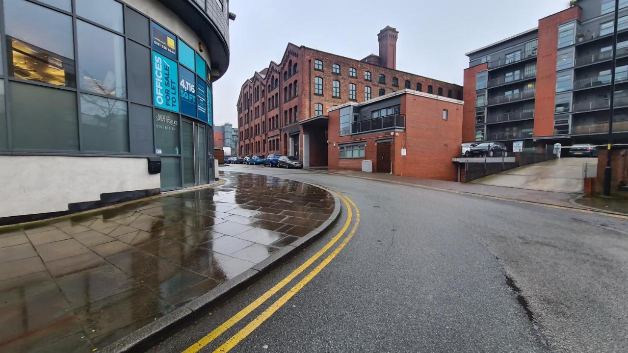 Luxury 2 Bed Apt With Free Wi-Fi & Parking Manchester Extérieur photo